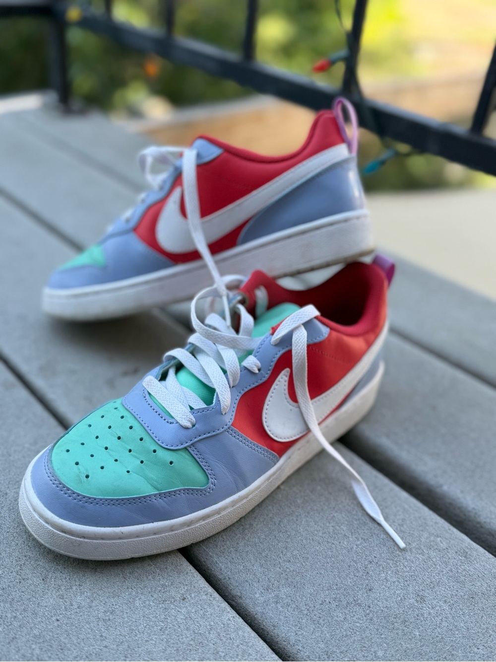 Nike Court Borough Low Kids 7/Ladies 8.5